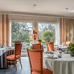 酒店 Domaine De L'echassier, The Originals Relais 3*