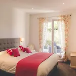 Hotel Domaine De L'echassier, The Originals Relais 3*