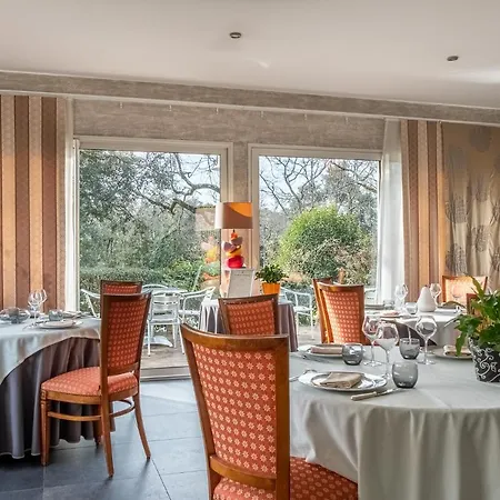 Hotel Domaine De L'echassier, The Originals Relais 3*