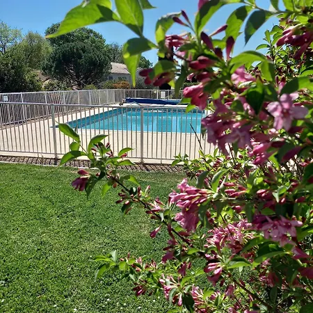 Hotel Domaine De L'echassier, The Originals Relais 3*