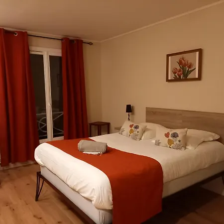 Domaine De L'echassier, The Originals Relais Hotel Châteaubernard
