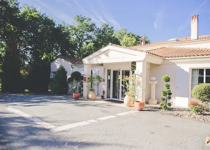 Domaine De L'echassier, The Originals Relais Hotel