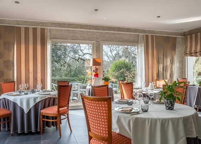 Hotel Domaine De L'echassier, The Originals Relais 3*