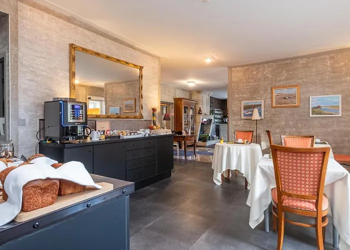 Domaine De L'echassier, The Originals Relais Hotel