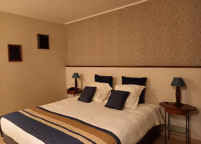 Hotel Domaine De L'echassier, The Originals Relais Châteaubernard